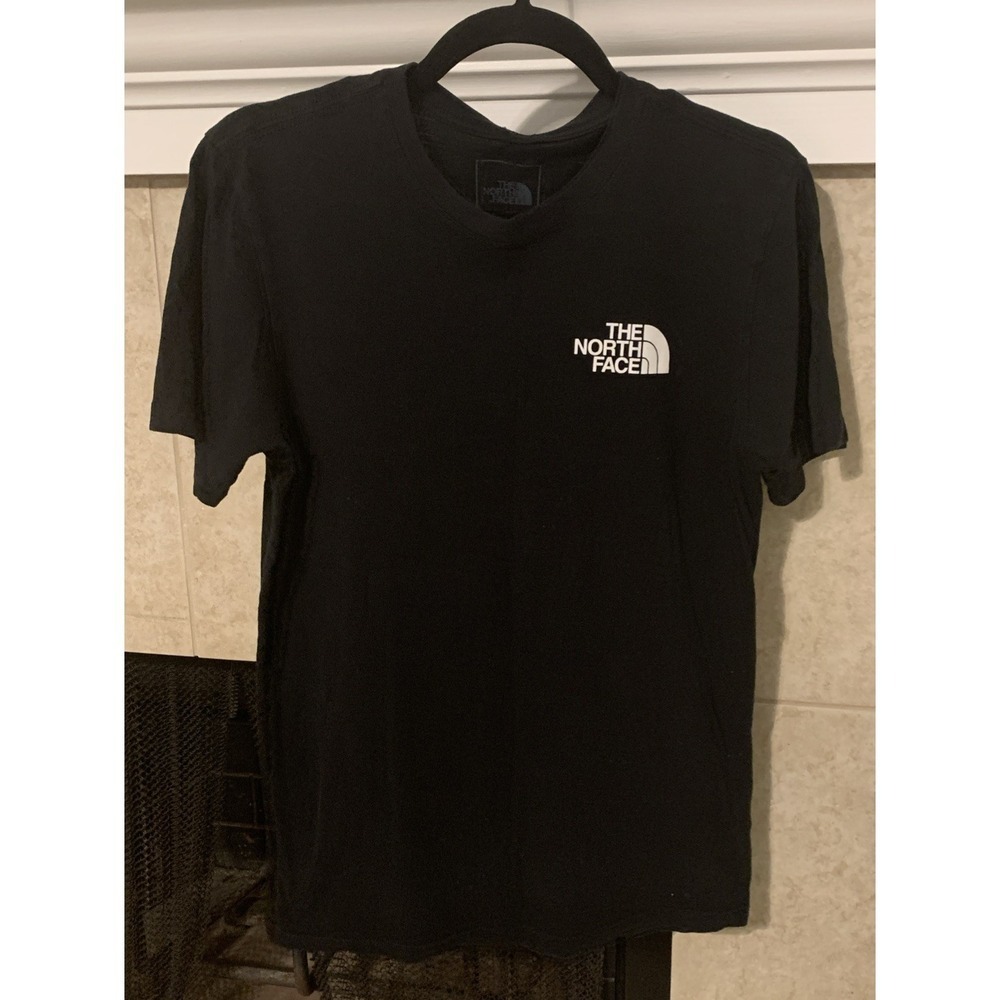 The North Face Men's T-Shirt – Black, Size XS Short Sleeve
